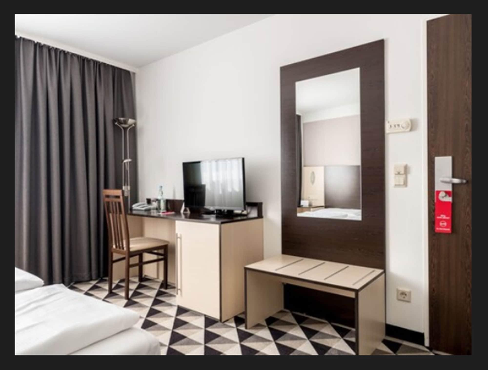 Acom-Hotel Вена Экстерьер фото